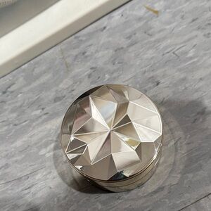 bareMinerals Gold Mineral Veil Finishing Powder